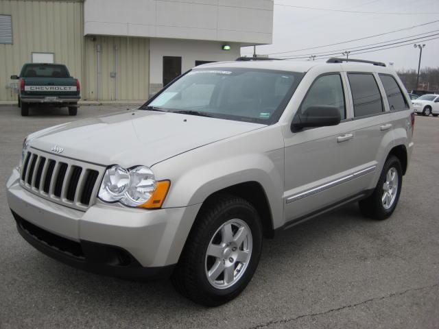 Jeep Grand Cherokee 2010 photo 3