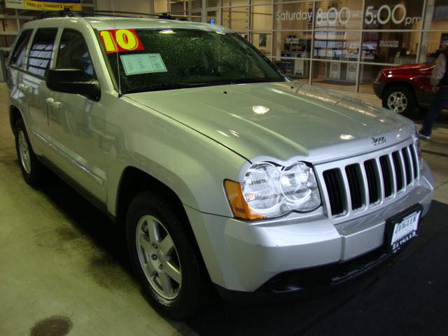 Jeep Grand Cherokee 2010 photo 4