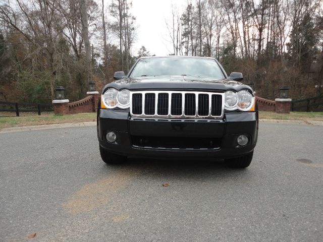 Jeep Grand Cherokee Super SUV