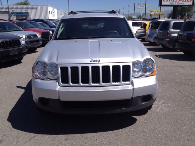 Jeep Grand Cherokee 2010 photo 2