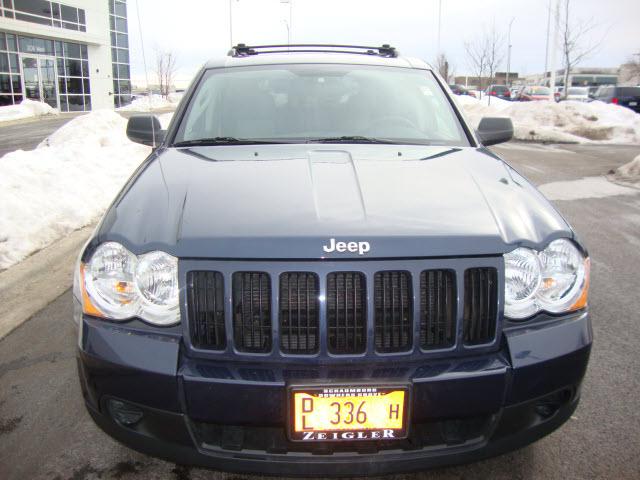 Jeep Grand Cherokee 2010 photo 1