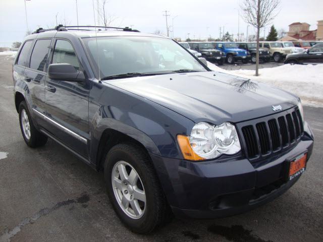 Jeep Grand Cherokee 2010 photo 2