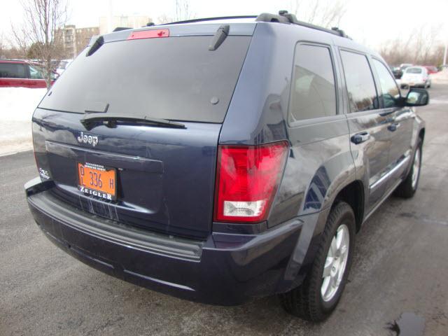 Jeep Grand Cherokee 2010 photo 3