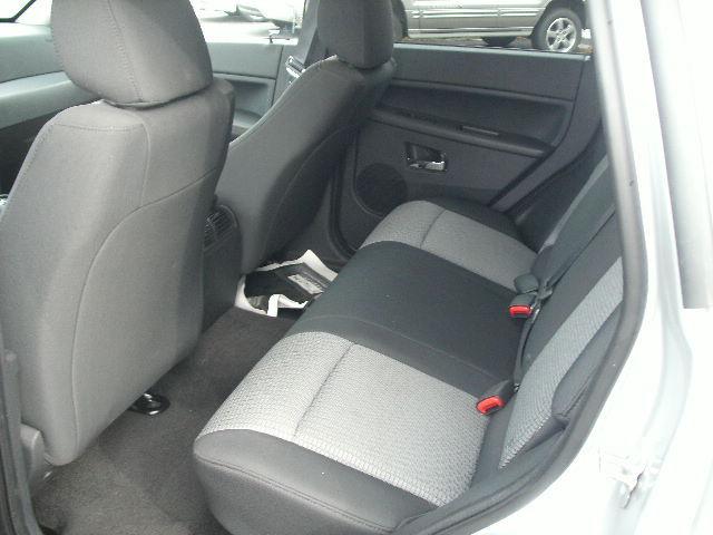 Jeep Grand Cherokee LS Sport Utility