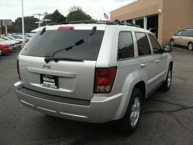 Jeep Grand Cherokee 2010 photo 2