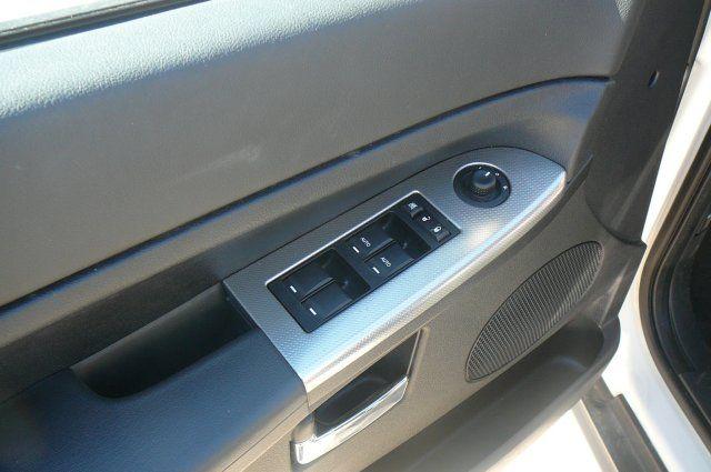 Jeep Grand Cherokee 2010 photo 1