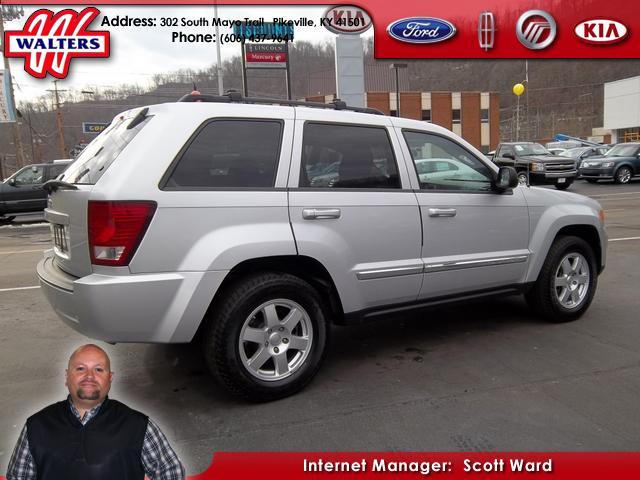 Jeep Grand Cherokee 2010 photo 3