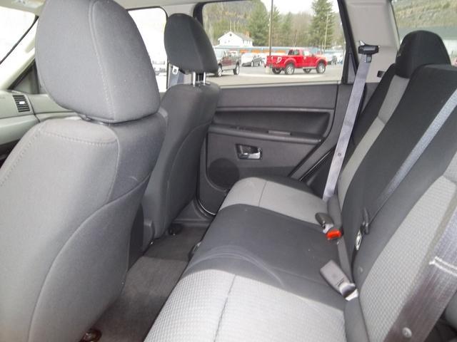 Jeep Grand Cherokee 323i Sport Package Sport Utility