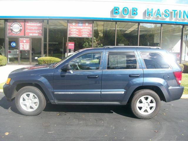 Jeep Grand Cherokee 2010 photo 3