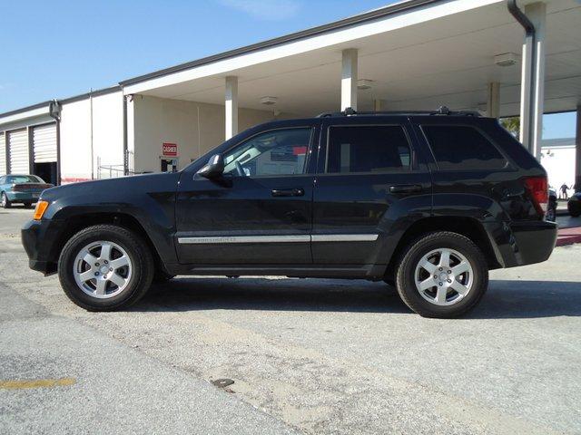 Jeep Grand Cherokee 2010 photo 1