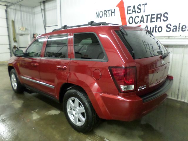 Jeep Grand Cherokee 2010 photo 2