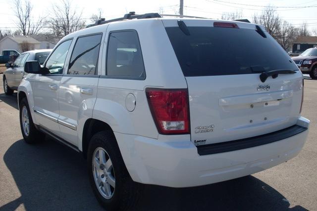Jeep Grand Cherokee 2010 photo 1