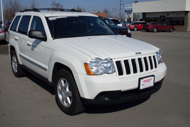 Jeep Grand Cherokee 2010 photo 3