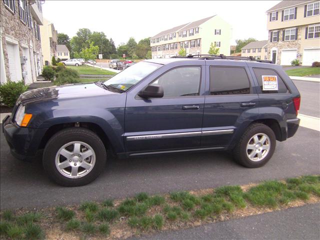 Jeep Grand Cherokee 2010 photo 5