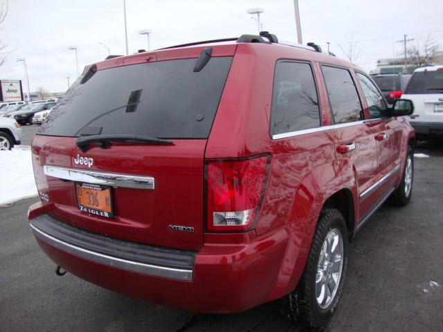 Jeep Grand Cherokee 2010 photo 3
