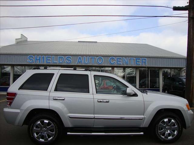 Jeep Grand Cherokee 2010 photo 1