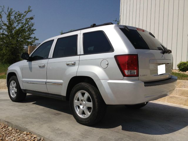 Jeep Grand Cherokee 2010 photo 1