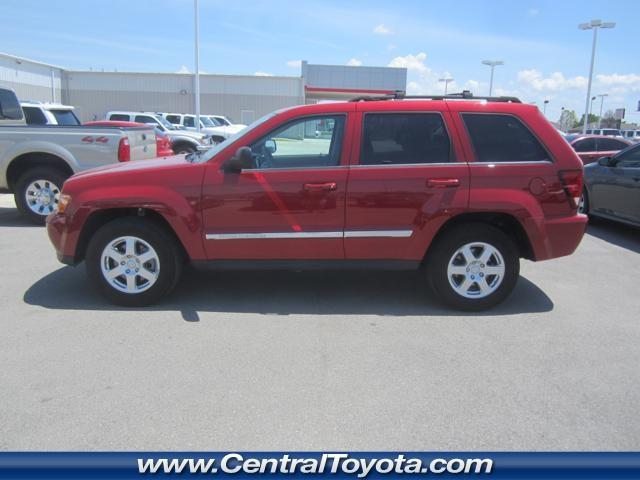 Jeep Grand Cherokee 2010 photo 2