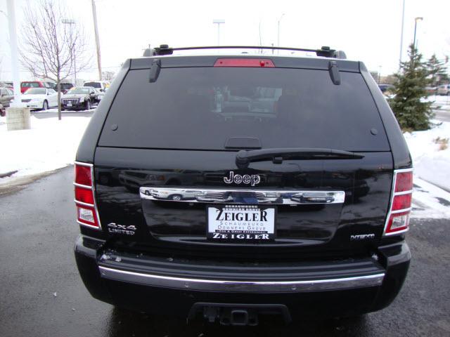 Jeep Grand Cherokee 2010 photo 5
