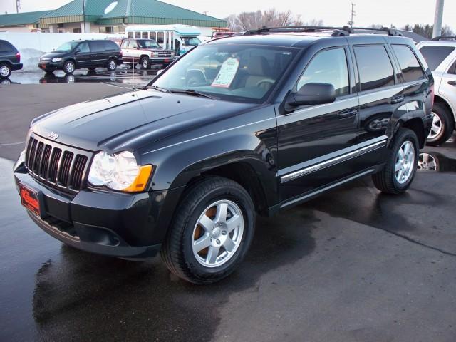 Jeep Grand Cherokee 2010 photo 2
