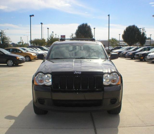 Jeep Grand Cherokee 2010 photo 3