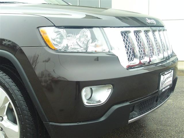Jeep Grand Cherokee 2011 photo 2