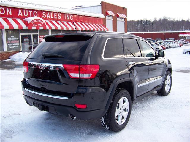 Jeep Grand Cherokee 2011 photo 2