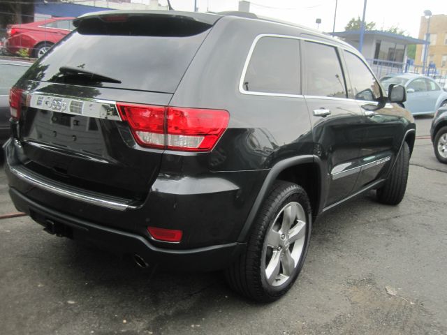 Jeep Grand Cherokee 2011 photo 3