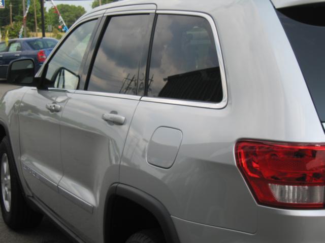 Jeep Grand Cherokee 2011 photo 4