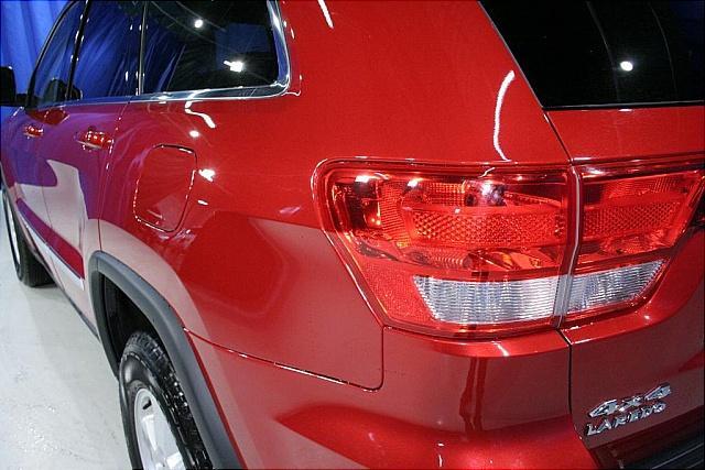 Jeep Grand Cherokee 2011 photo 2