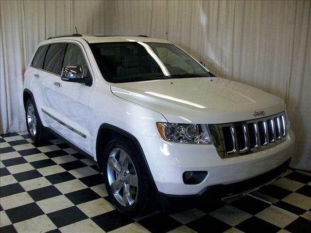Jeep Grand Cherokee 2011 photo 2