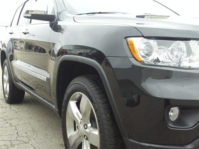 Jeep Grand Cherokee 2011 photo 3