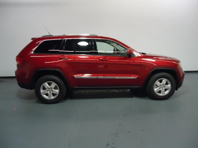 Jeep Grand Cherokee 2011 photo 4