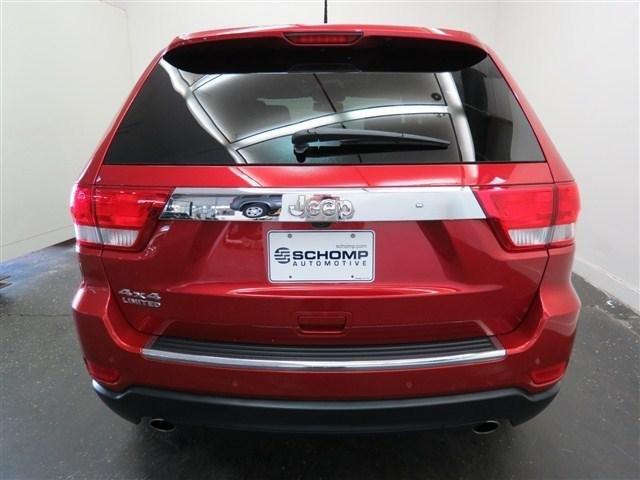 Jeep Grand Cherokee 2011 photo 27