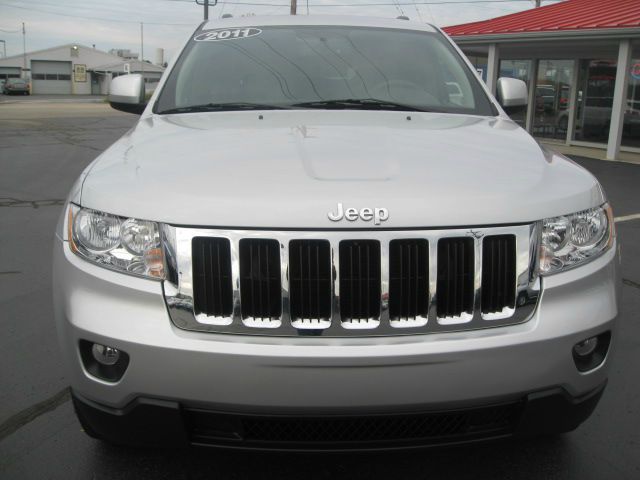 Jeep Grand Cherokee 2011 photo 2