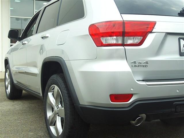 Jeep Grand Cherokee 2011 photo 5
