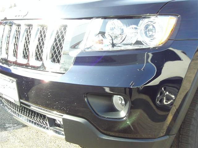 Jeep Grand Cherokee 2011 photo 1