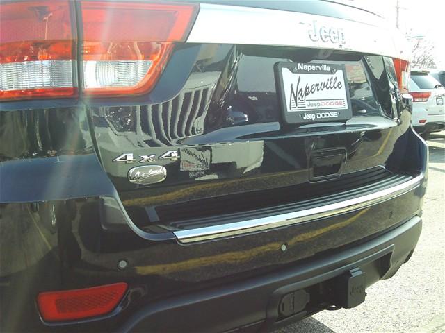 Jeep Grand Cherokee 2011 photo 4