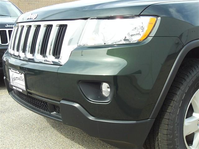 Jeep Grand Cherokee 2011 photo 2