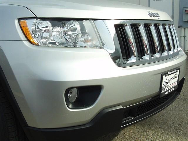 Jeep Grand Cherokee 2011 photo 1