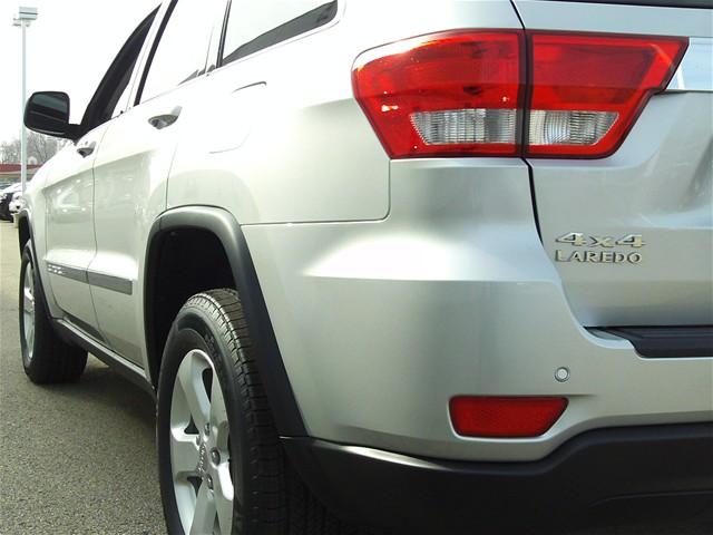 Jeep Grand Cherokee 2011 photo 5