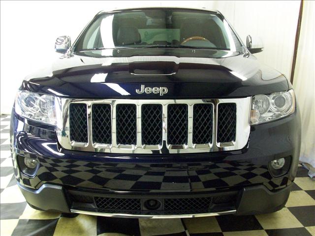 Jeep Grand Cherokee 2011 photo 3