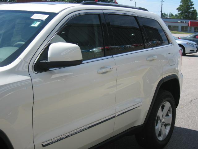 Jeep Grand Cherokee 2011 photo 5