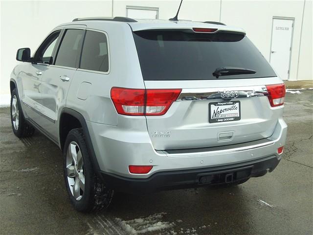 Jeep Grand Cherokee 2011 photo 2