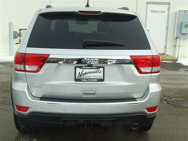 Jeep Grand Cherokee 2011 photo 3
