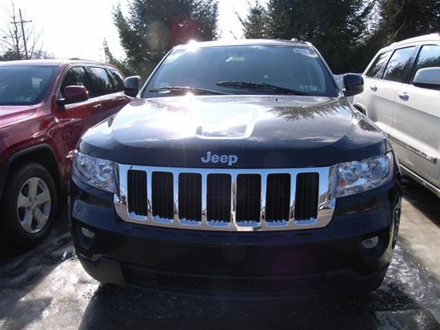 Jeep Grand Cherokee 2011 photo 1