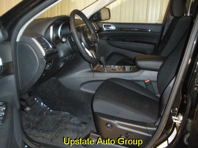 Jeep Grand Cherokee 2011 photo 2