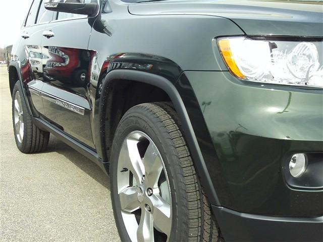Jeep Grand Cherokee 2011 photo 2