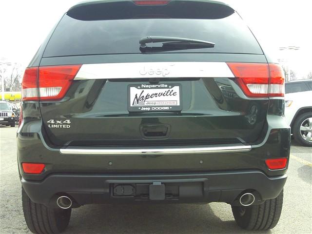 Jeep Grand Cherokee 2011 photo 4