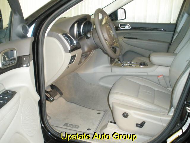 Jeep Grand Cherokee 2011 photo 2